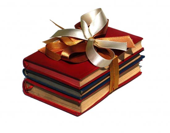book-gifts1-1024x804